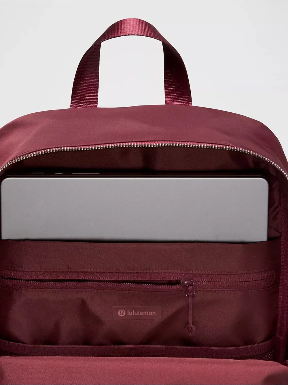 Lululemon Everywhere Backpack 22L Metal Hardware- Burgundy Bay/Burgundy Bay/Silv